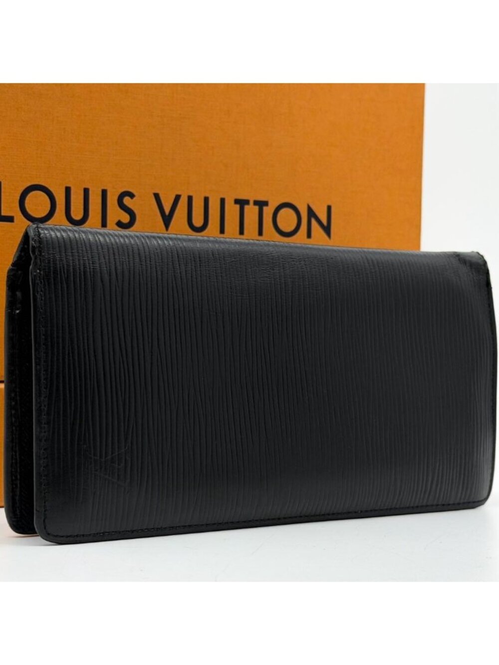 Louis Vuitton Portefeuille Brazza Epi Black Bifold Wallet Leather